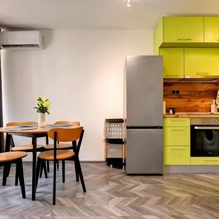 Varna Central Apartment * Varna